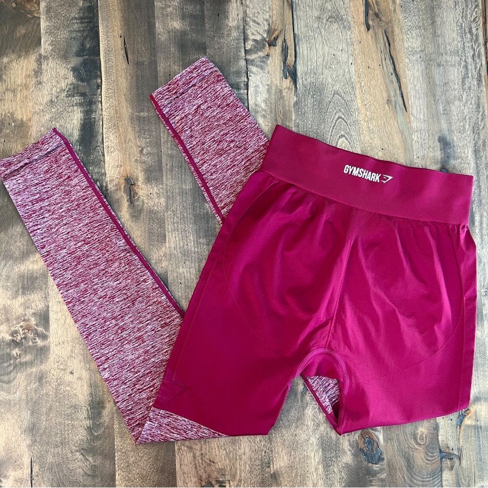 Gymsharktwotone Seamless Leggings In Beet/Beet Marl - Size M